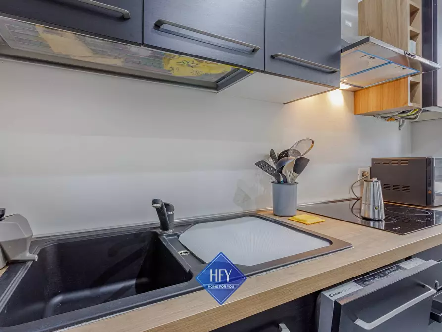 Immagine 3 di Appartamento in vendita  in Via Eugenio Rava' a Parma