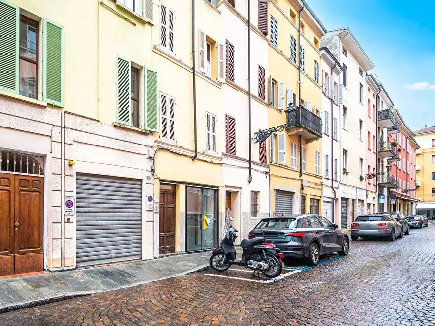 Immagine 17 di Appartamento in vendita  in Str. XX settembre a Parma