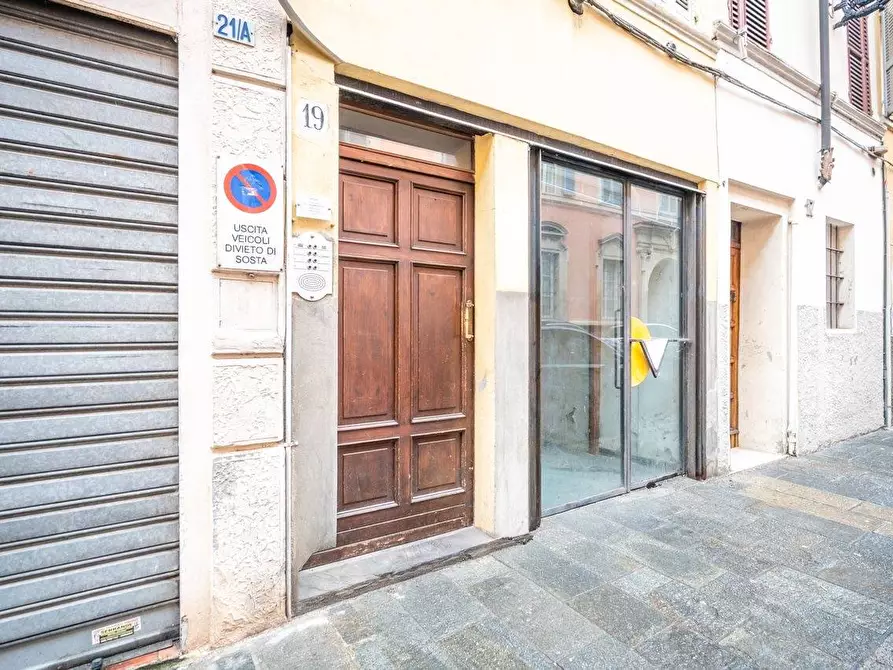 Immagine 18 di Appartamento in vendita  in Str. XX settembre a Parma