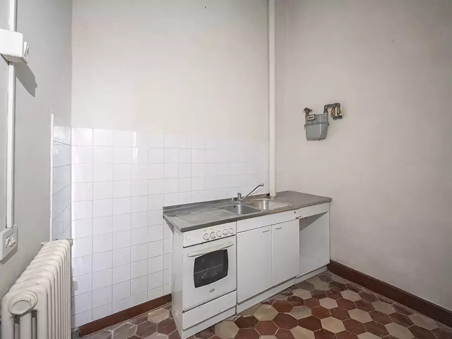 Immagine 5 di Appartamento in vendita  in Borgo Felino a Parma