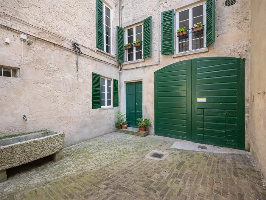 Immagine 20 di Appartamento in vendita  in Borgo Felino a Parma