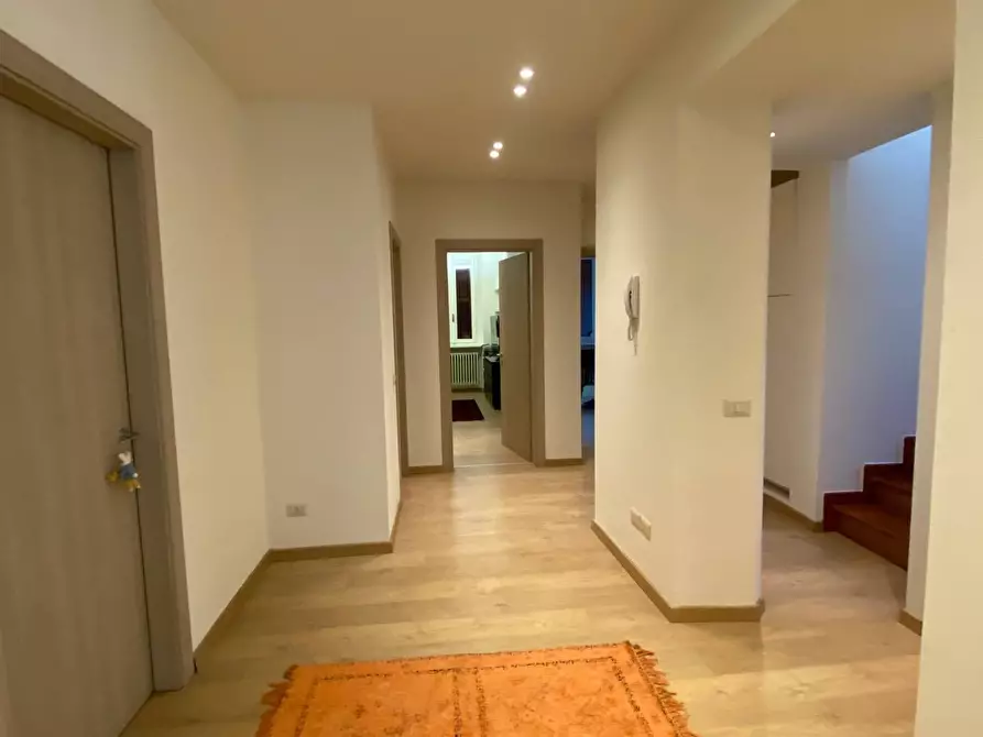 Immagine 6 di Appartamento in vendita  in via farini a Parma