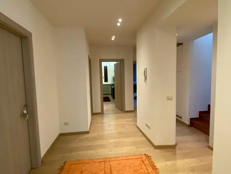 Immagine 11 di Appartamento in vendita  in via farini a Parma