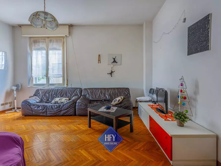 Immagine 1 di Appartamento in vendita  in VIA TRIESTE 4 a Parma