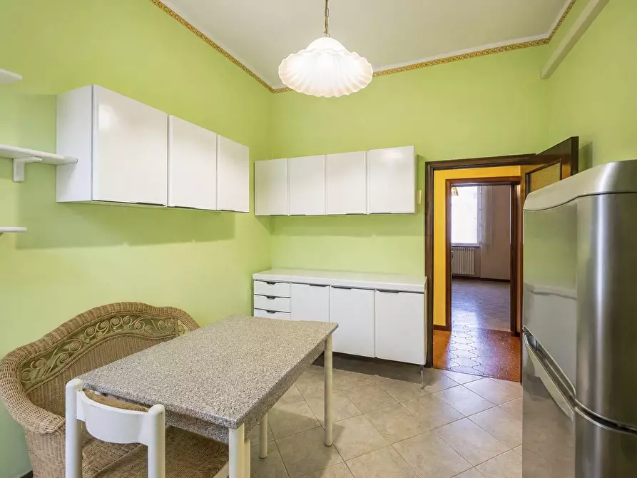 Immagine 2 di Appartamento in vendita  in BORGO FELINO 12 a Parma