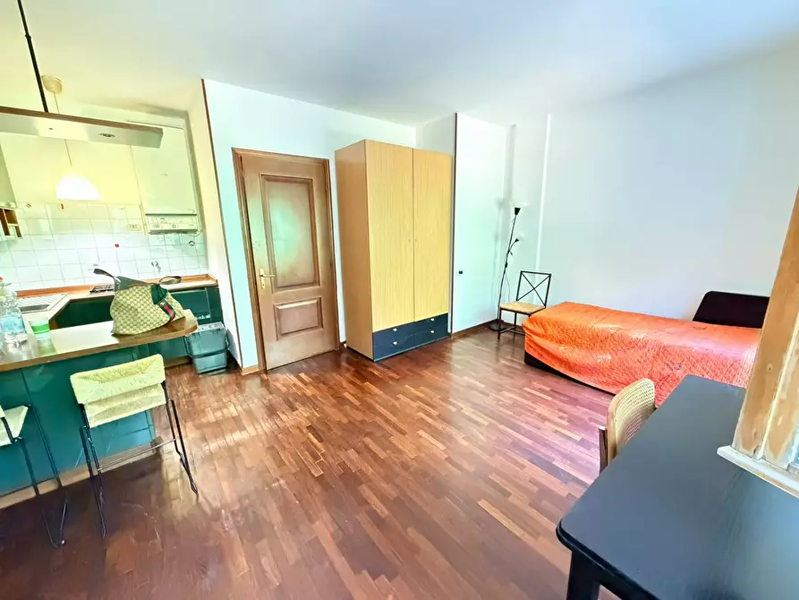 Immagine 4 di Appartamento in affitto  in Via Montebello 11 a Parma