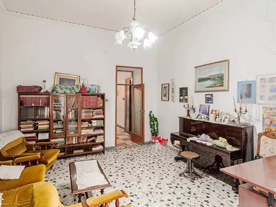 Immagine 15 di Appartamento in vendita  in Cesare Battisti 4 a Torre Del Greco