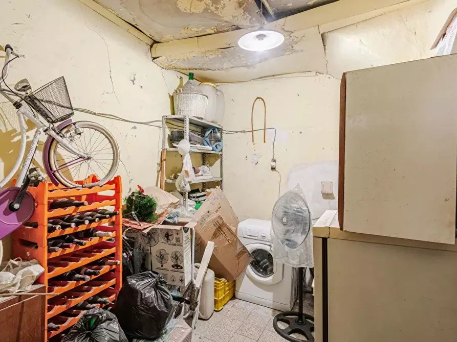 Immagine 18 di Appartamento in vendita  in Cesare Battisti 4 a Torre Del Greco