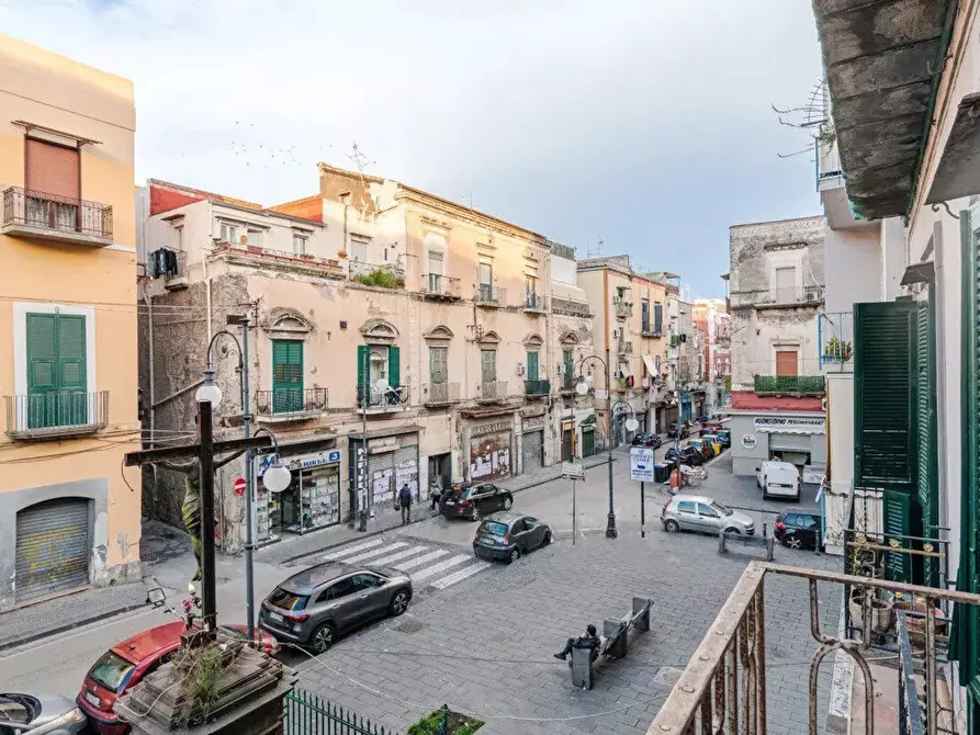 Immagine 23 di Appartamento in vendita  in Cesare Battisti 4 a Torre Del Greco