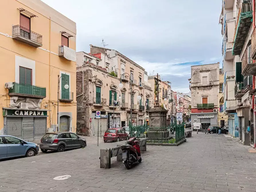 Immagine 27 di Appartamento in vendita  in Cesare Battisti 4 a Torre Del Greco