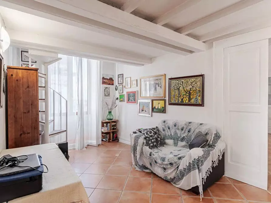 Immagine 20 di Casa indipendente in vendita  in Luigi Iorio a Boscotrecase