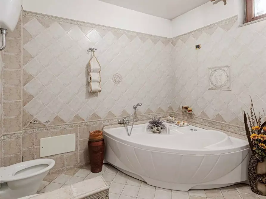 Immagine 8 di Villa in vendita  in Siscara a Cercola