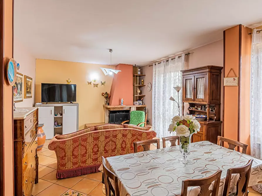 Immagine 21 di Villetta a schiera in vendita  in di penetrazione 167 a Pignataro Maggiore