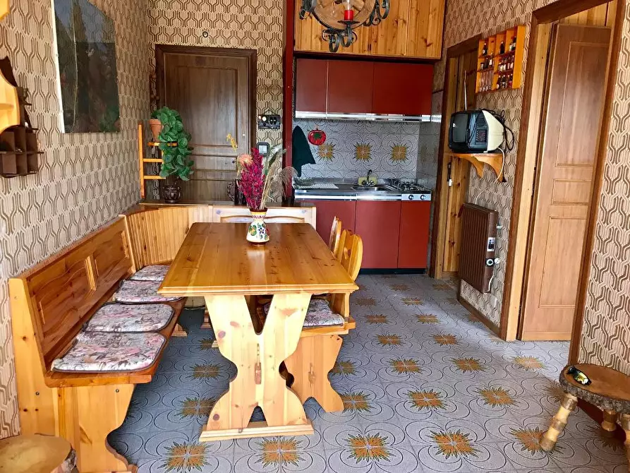 Immagine 5 di Appartamento in vendita  in piazza meo passeri a Agosta