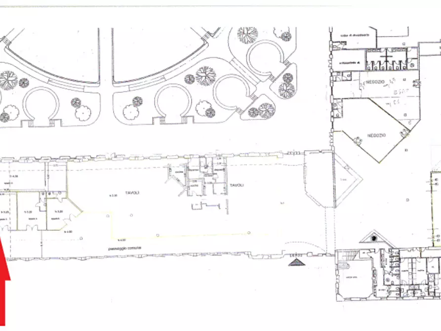 Immagine 12 di Locale commerciale in affitto  in Via dei Romagnoli 515 a Roma