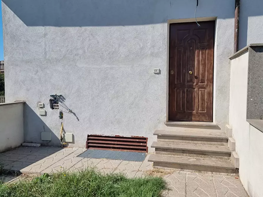 Immagine 11 di Villetta a schiera in vendita  in Via Pavia 1 a Ardea