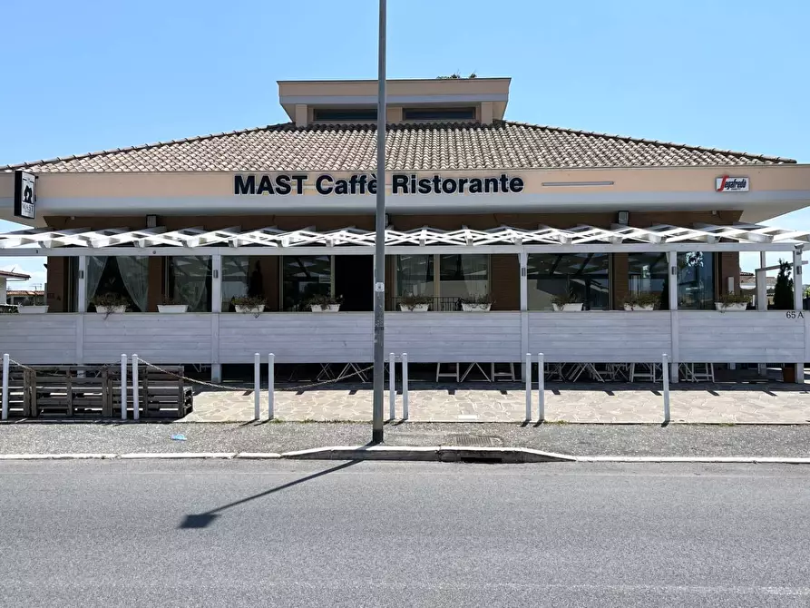 Immagine 1 di Attività commerciale in vendita  in Via Trincea delle Frasche 65 a Grottaferrata