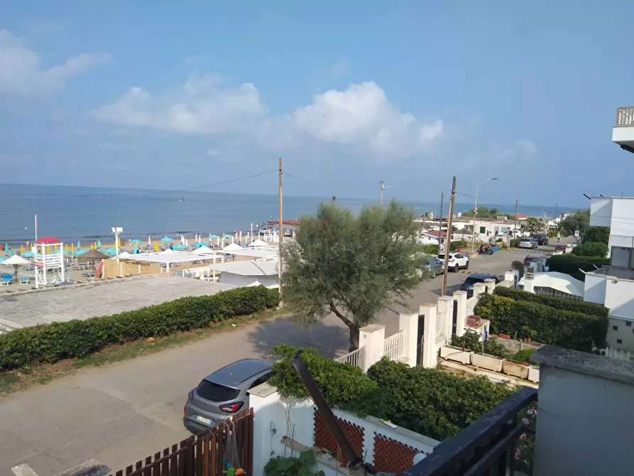 Immagine 3 di Appartamento in vendita  in via Ulisse a Ardea