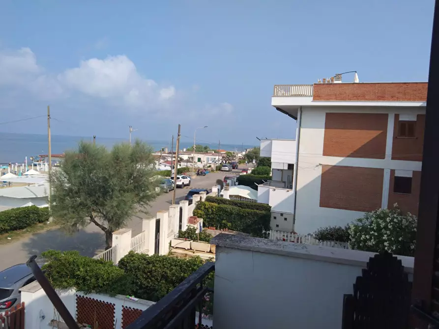 Immagine 5 di Appartamento in vendita  in via Ulisse a Ardea