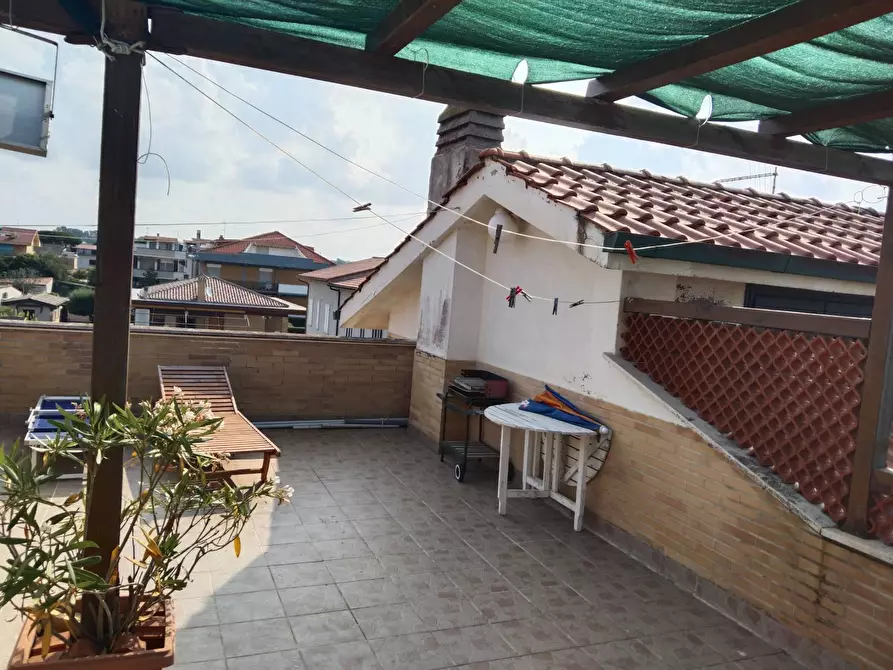 Immagine 10 di Appartamento in vendita  in via Ulisse a Ardea