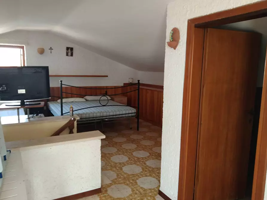 Immagine 14 di Appartamento in vendita  in via Ulisse a Ardea