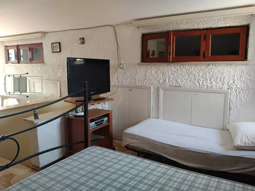 Immagine 19 di Appartamento in vendita  in via Ulisse a Ardea