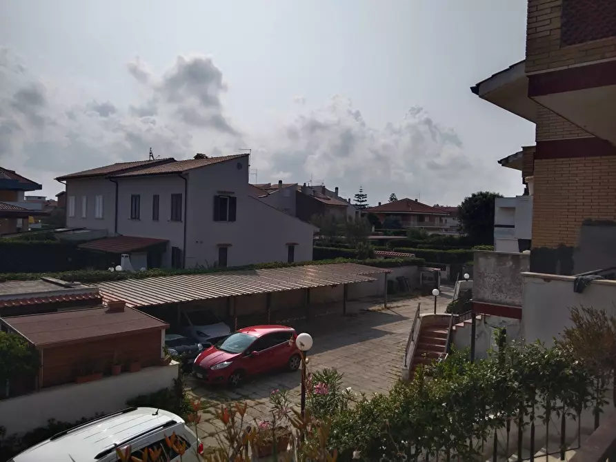 Immagine 57 di Appartamento in vendita  in via Ulisse a Ardea