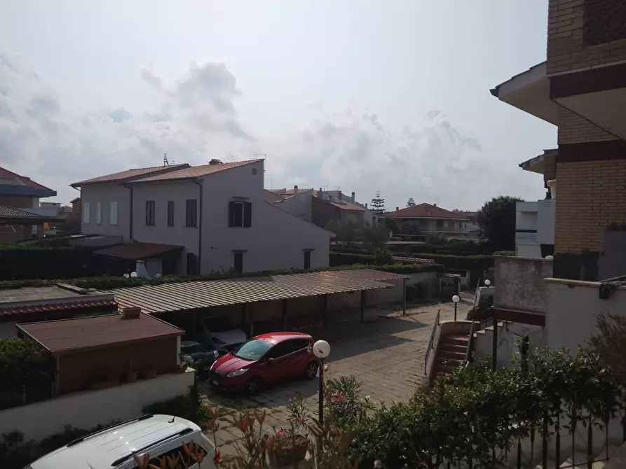 Immagine 58 di Appartamento in vendita  in via Ulisse a Ardea