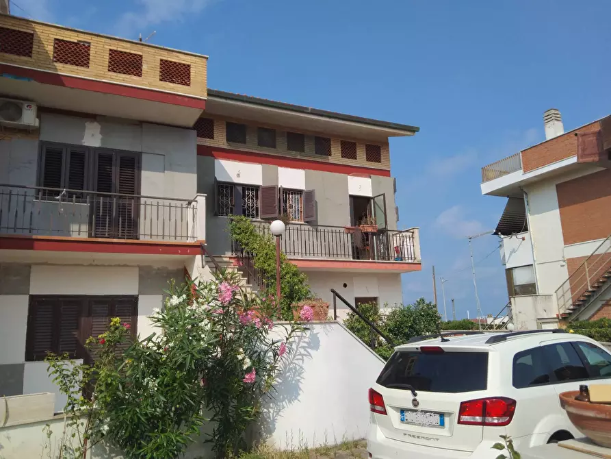 Immagine 64 di Appartamento in vendita  in via Ulisse a Ardea