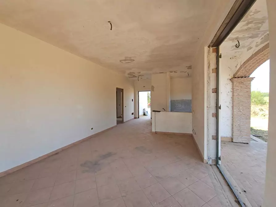 Immagine 5 di Villa in vendita  in Via Pantanelle a Aprilia