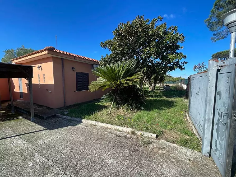 Immagine 14 di Villa in vendita  in Via Chisone a Aprilia