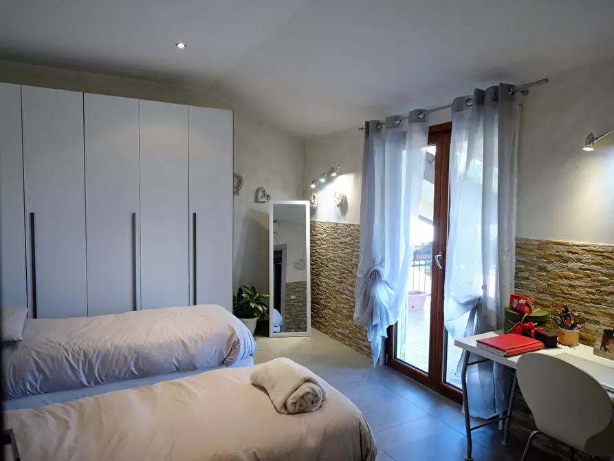 Immagine 15 di Attico in vendita  in via del cinema a Anzio