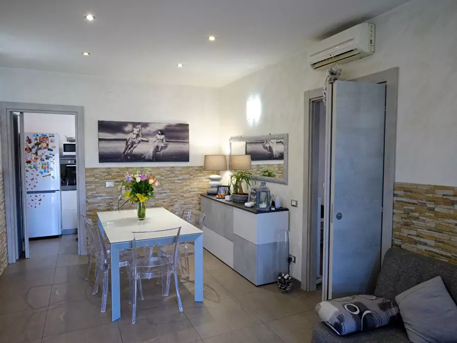 Immagine 5 di Attico in vendita  in via del cinema a Anzio