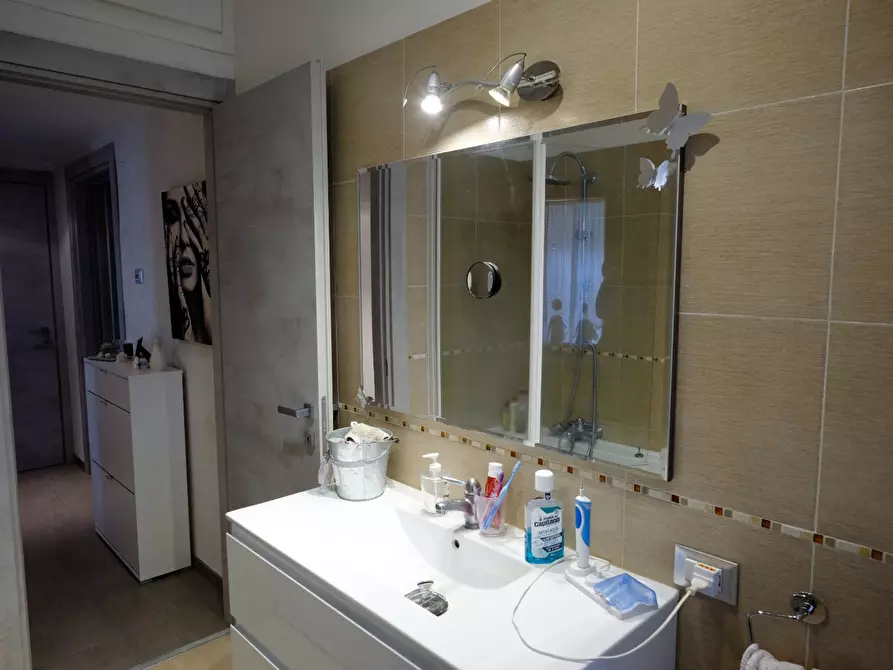 Immagine 23 di Attico in vendita  in via del cinema a Anzio