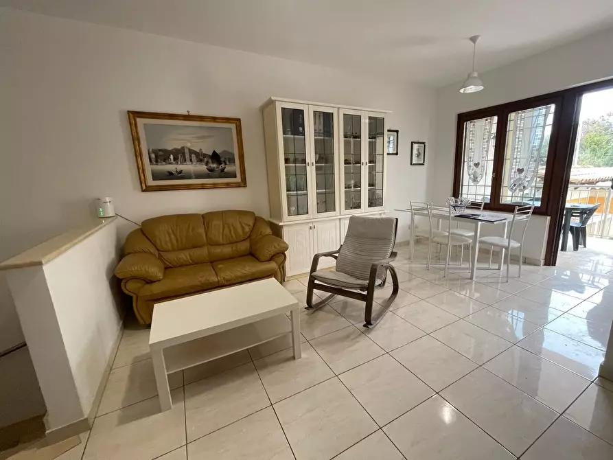 Immagine 8 di Casa semindipendente in vendita  in Via Portorose a Fiumicino
