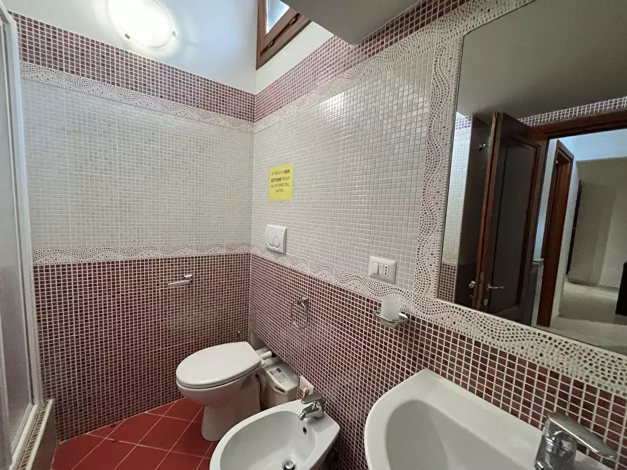 Immagine 20 di Casa semindipendente in vendita  in Via Portorose a Fiumicino