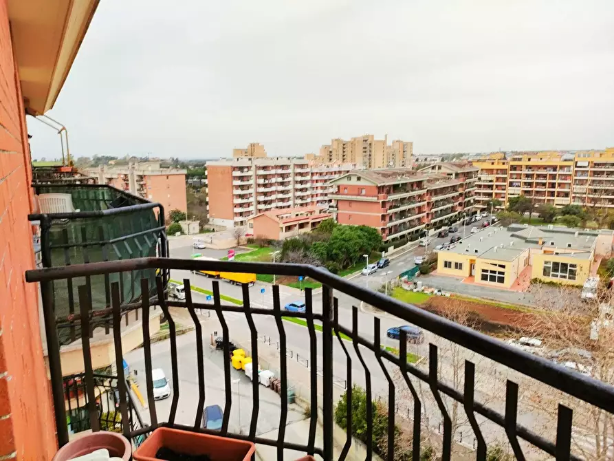 Immagine 26 di Attico in vendita  in Via Fratelli Bandiera a Pomezia