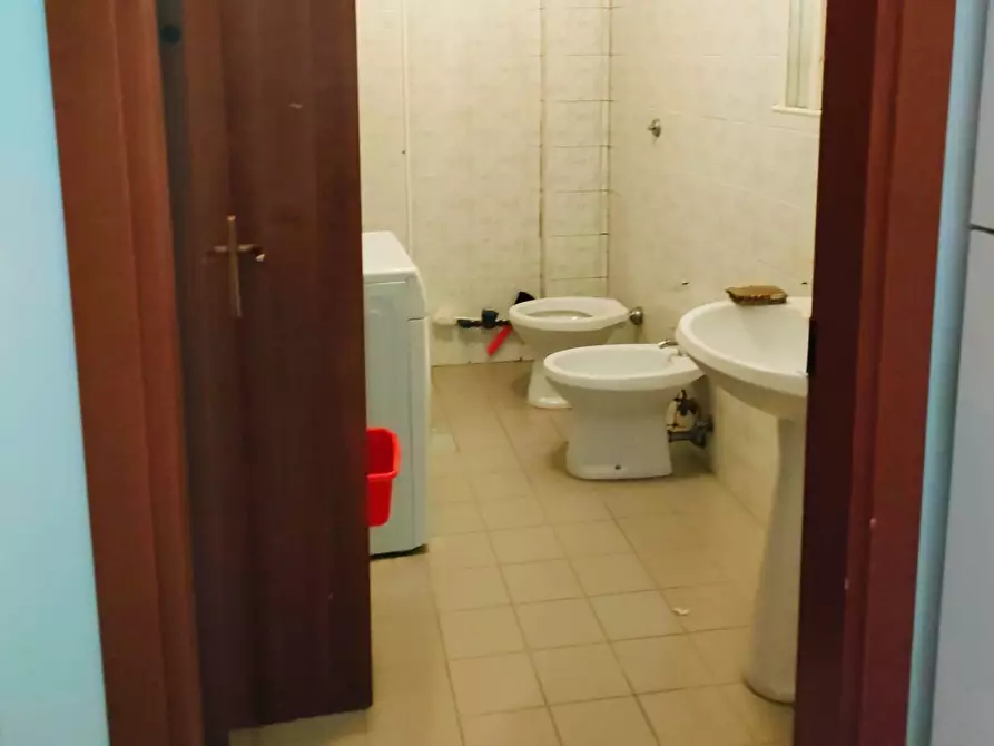 Immagine 17 di Attico in vendita  in Via Fratelli Bandiera a Pomezia