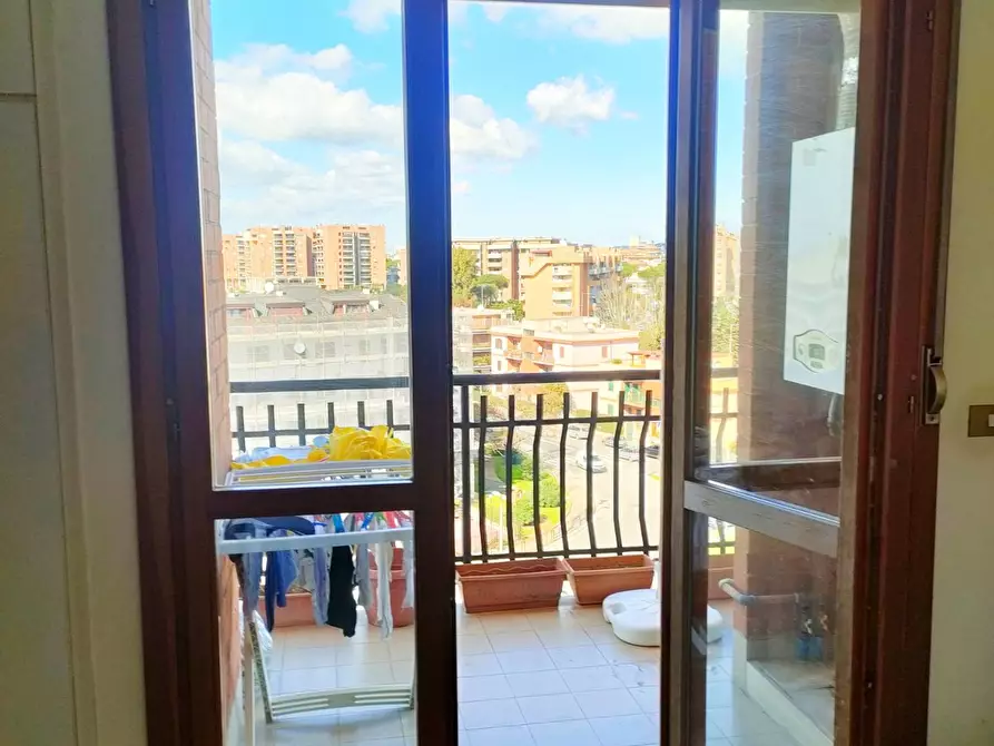 Immagine 3 di Attico in vendita  in Via Fratelli Bandiera a Pomezia