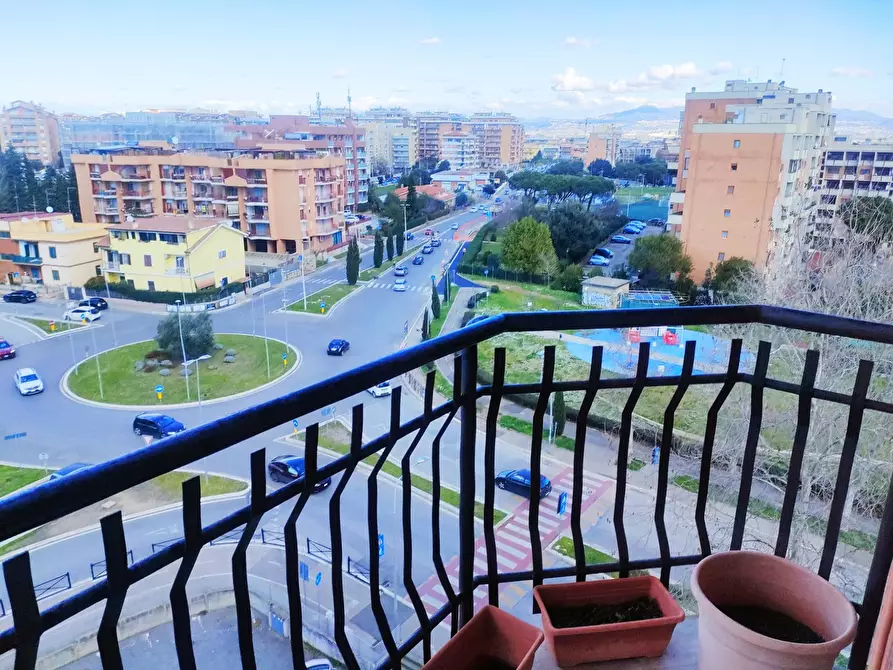 Immagine 24 di Attico in vendita  in Via Fratelli Bandiera a Pomezia