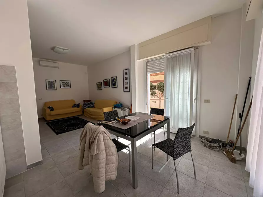 Immagine 11 di Appartamento in vendita  in via bologna a Ardea