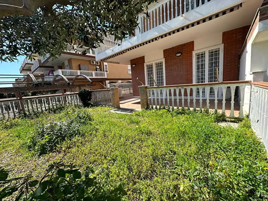 Immagine 35 di Appartamento in vendita  in via bologna a Ardea