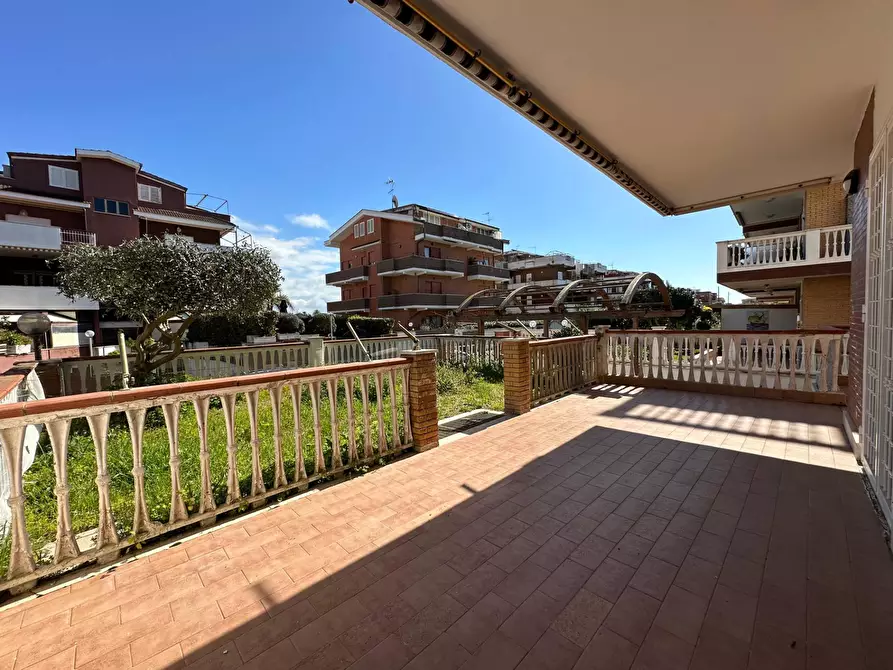 Immagine 4 di Appartamento in vendita  in via bologna a Ardea