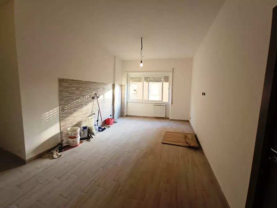 Immagine 3 di Appartamento in vendita  in Gran Bretagna a Pomezia