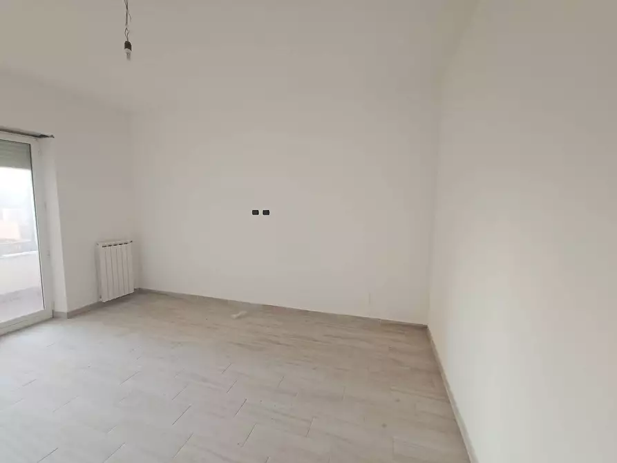 Immagine 9 di Appartamento in vendita  in Gran Bretagna a Pomezia