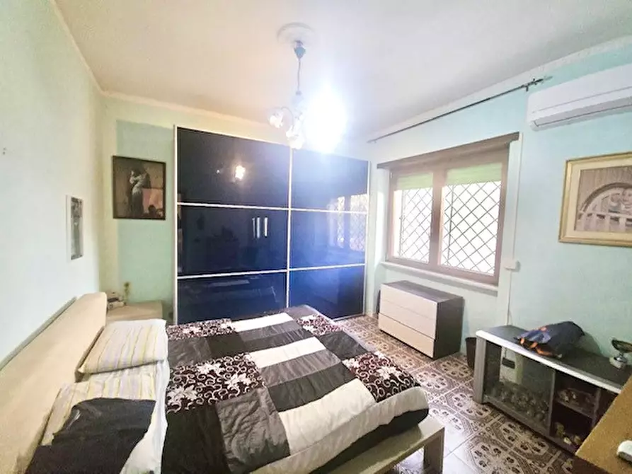 Immagine 12 di Casa indipendente in vendita  in Mar Nero a Pomezia