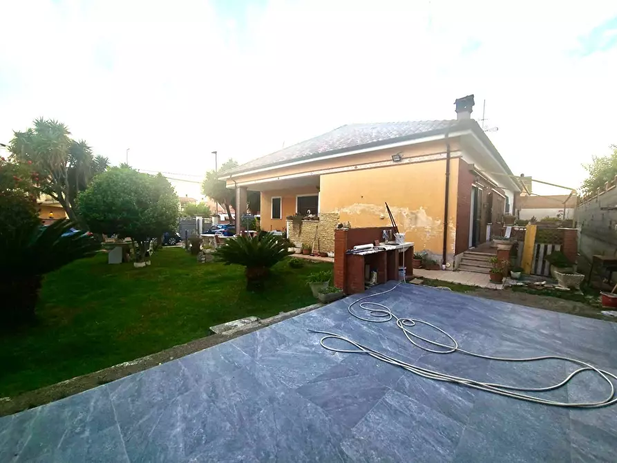 Immagine 5 di Casa indipendente in vendita  in Mar Nero a Pomezia