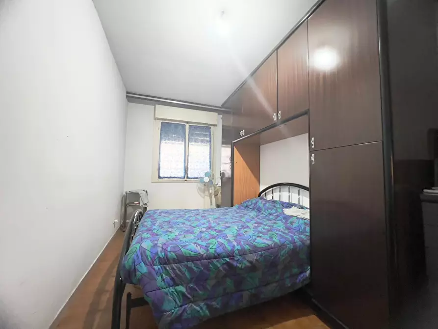 Immagine 10 di Appartamento in vendita  in Via Dante Alighieri a Pomezia