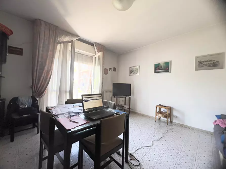 Immagine 13 di Appartamento in vendita  in Via Dante Alighieri a Pomezia