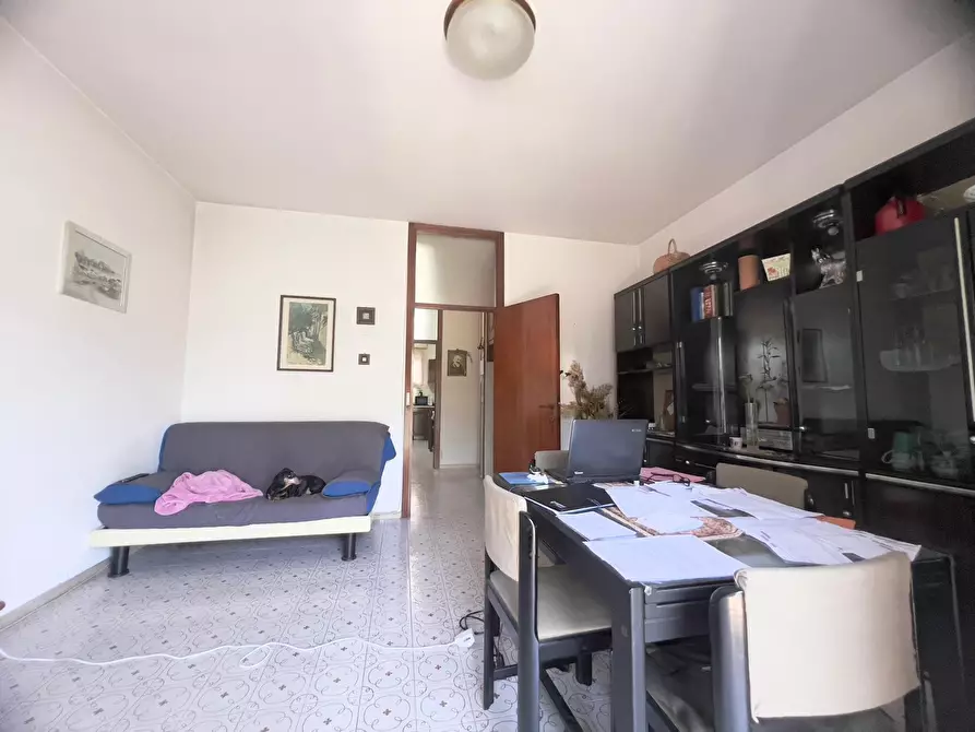 Immagine 4 di Appartamento in vendita  in Via Dante Alighieri a Pomezia